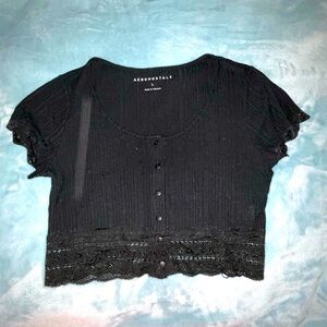 Aeropostale cropped black tee